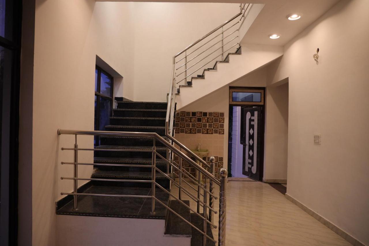 Winter Mountain Resort Pushkar Zewnętrze zdjęcie