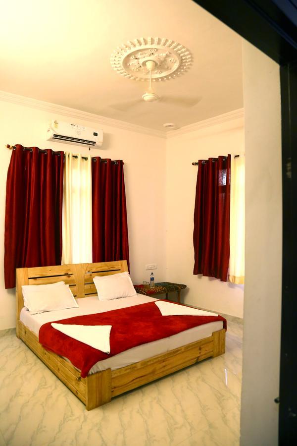 Winter Mountain Resort Pushkar Zewnętrze zdjęcie